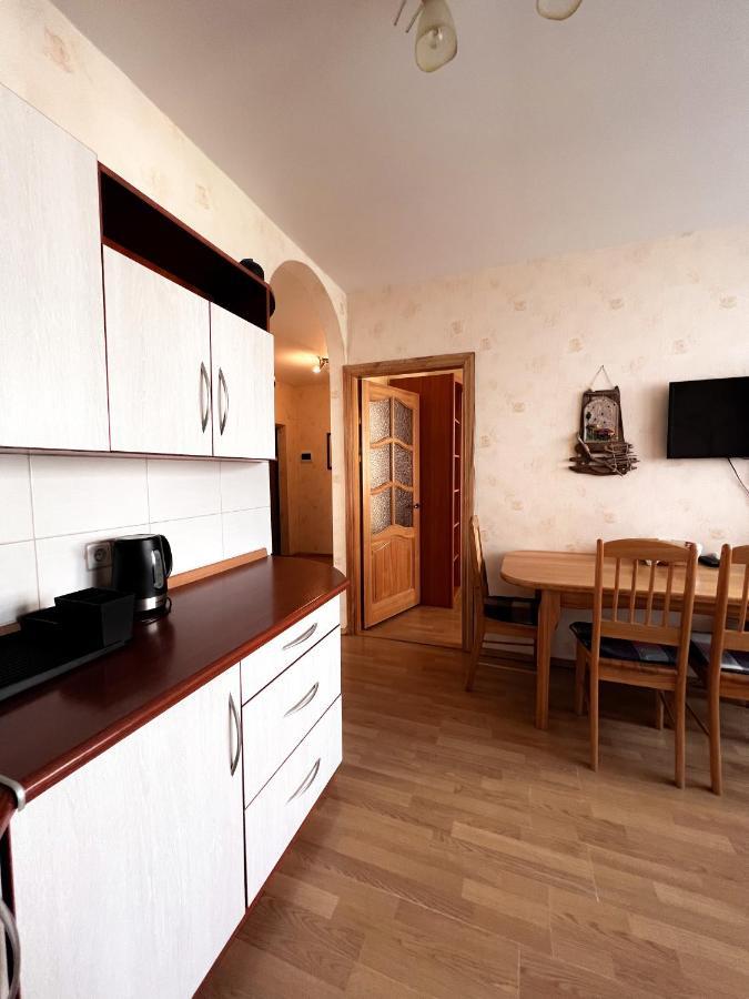 Apartment Juros Melis Nida Bagian luar foto
