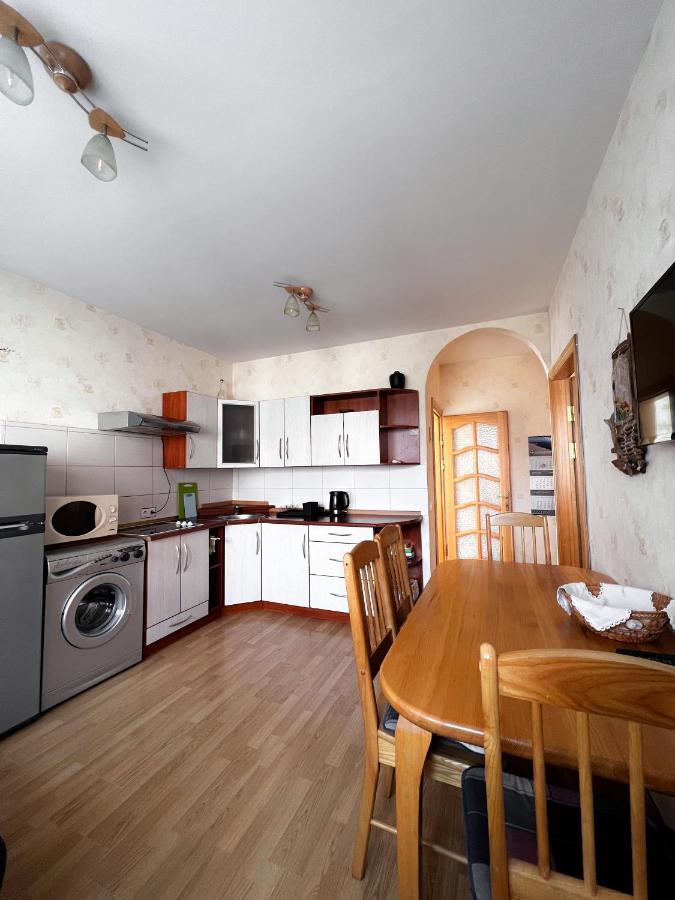 Apartment Juros Melis Nida Bagian luar foto