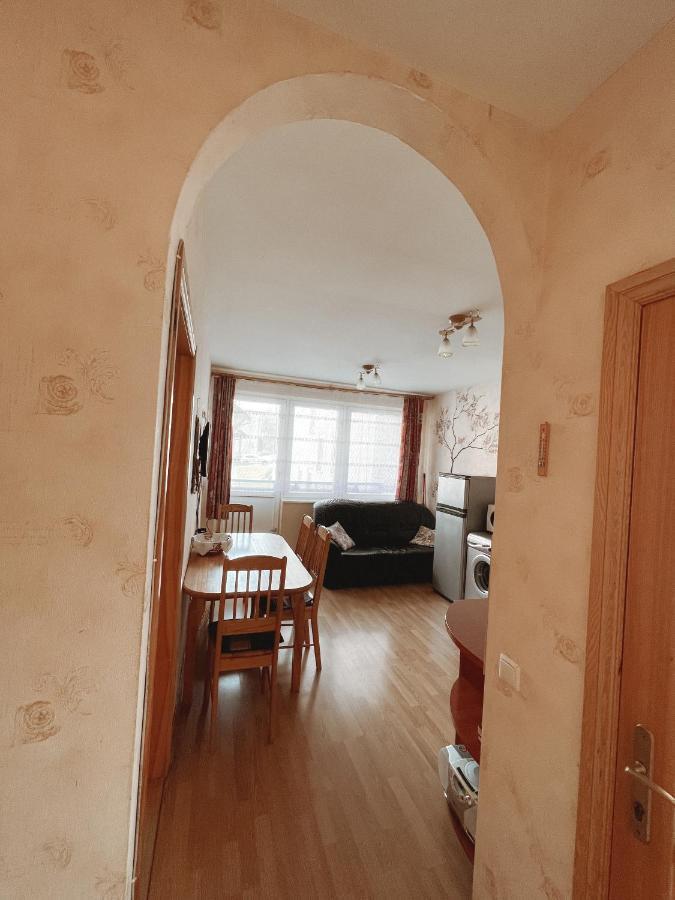 Apartment Juros Melis Nida Bagian luar foto