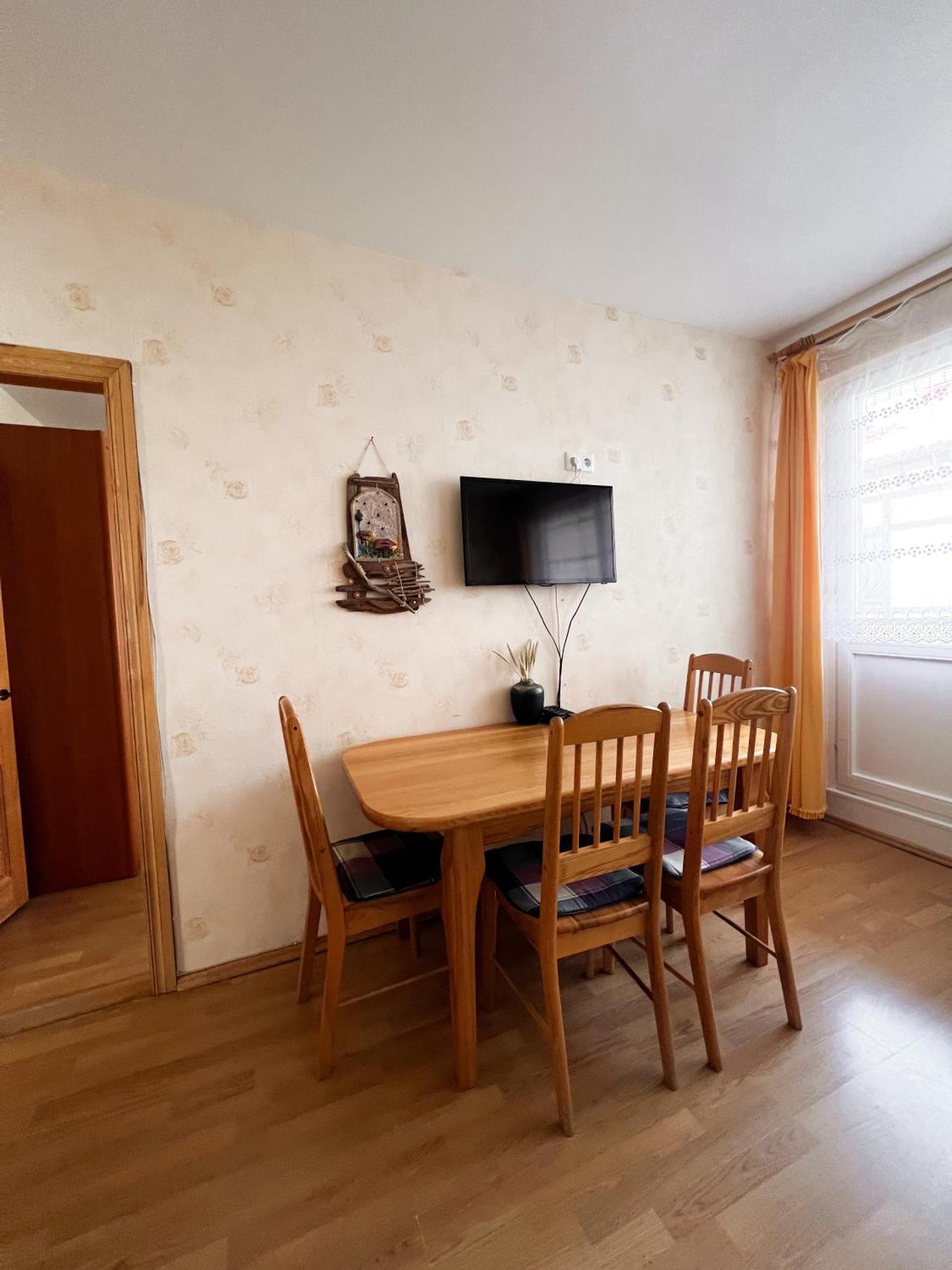 Apartment Juros Melis Nida Bagian luar foto